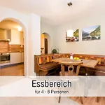 Ruhige Zentrale Mit Privater Infrarotsauna & Bergblick In *