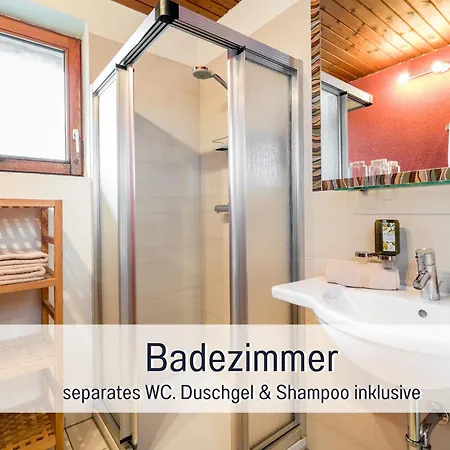 - Birgit Mariacher - Infrarotsauna & Broetchenservice - Zentral - Alles Fusslaeufig Erreichbar - Freier Bergblick