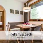 Ruhige Zentrale Mit Privater Infrarotsauna & Bergblick In Appartamento