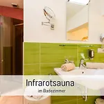 Ruhige Zentrale Mit Privater Infrarotsauna & Bergblick In דירה טאנהיים